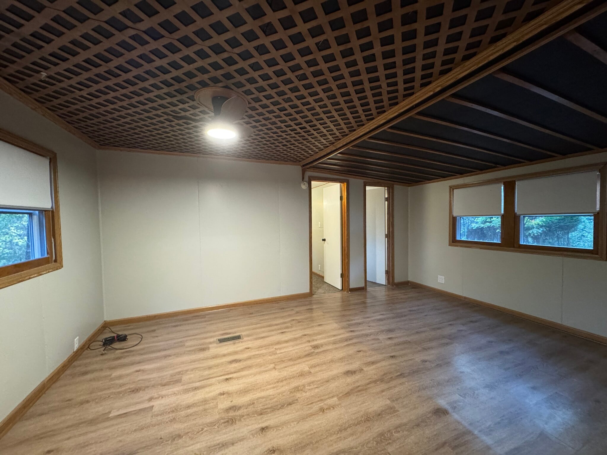 Building Photo - 66090 Wolfs Den Rd