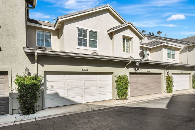Building Photo - 24063 Avocado Ln