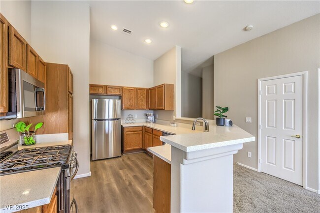 Building Photo - 1587 Rusty Ridge Ln