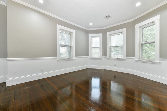 Building Photo - 51 Wolcott Rd