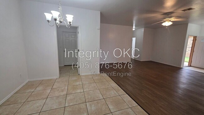 Building Photo - 1503 Tahoe Ln