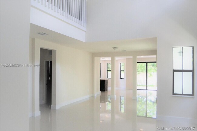 Building Photo - 6930 NW 106th Ave