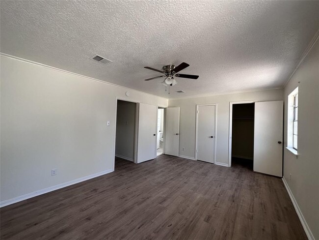 Building Photo - 7703 Braesridge Ct