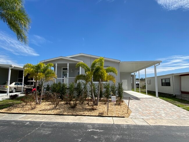 Building Photo - 39248 US Hwy 19 N