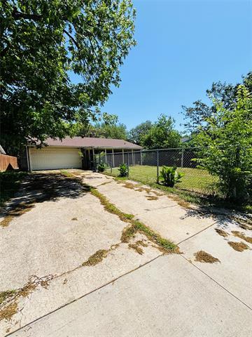 Building Photo - 4601 Tarry Dr