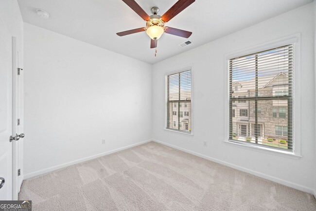 Building Photo - 4232 Hickory Pne Aly