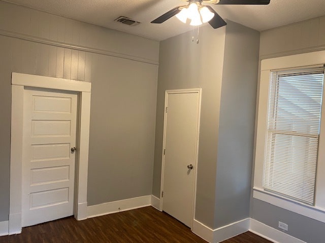 this bedroom features a new closet and window blinds - 1105 Essex St