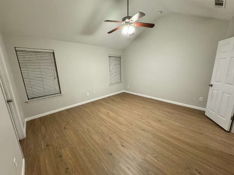 Building Photo - 5920 Seabright Ln