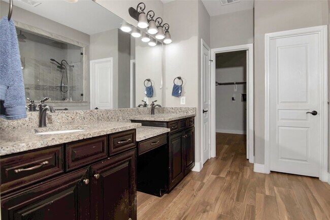 Building Photo - 5203 Kingship Ct