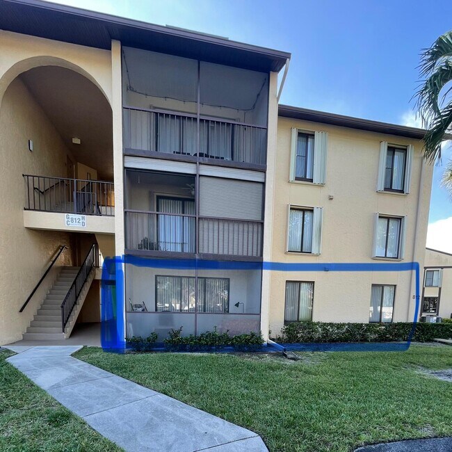 Building Photo - 812 Sky Pine Way