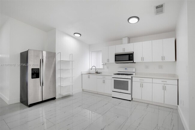 Building Photo - 12068 SW 210th St