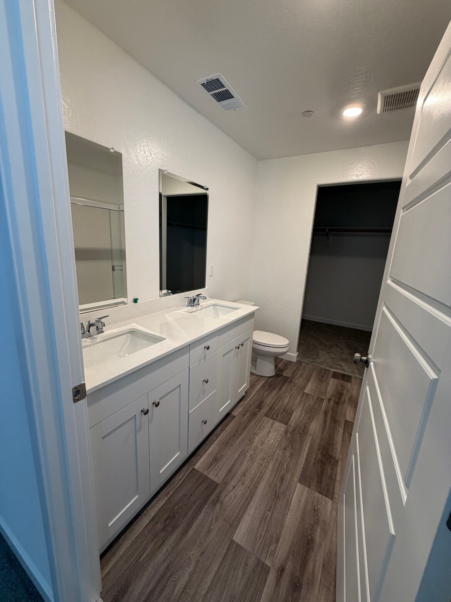 Building Photo - 1628 Atlantica Dr S