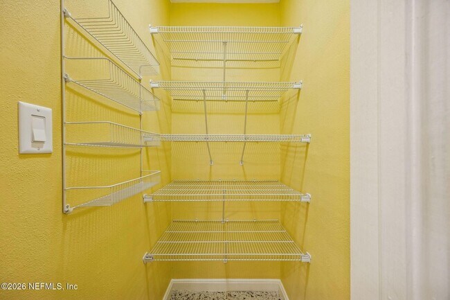 Building Photo - 1406 San Mateo Ave