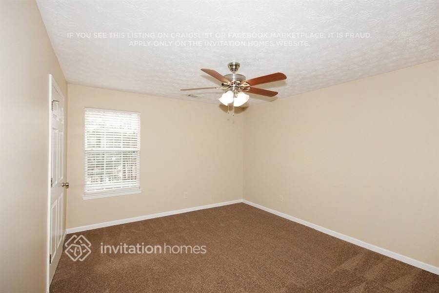 Building Photo - 3925 Bradford Walk Trail