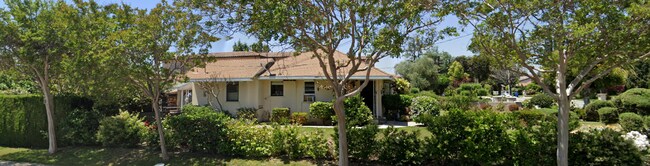 Primary Photo - Newly Remodeled Spacious 4-Bed Home Availa...