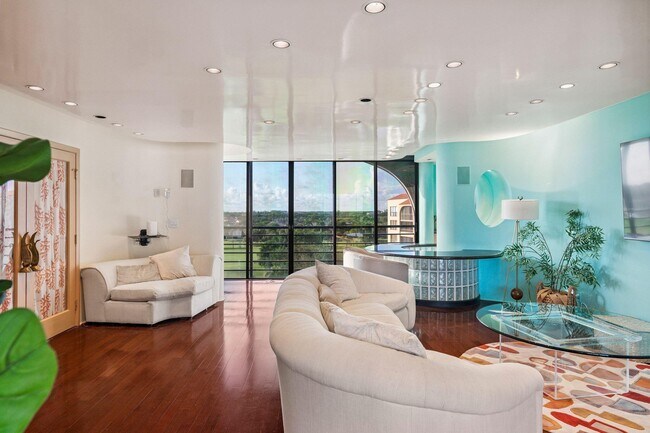 Building Photo - 7217 Promenade Dr