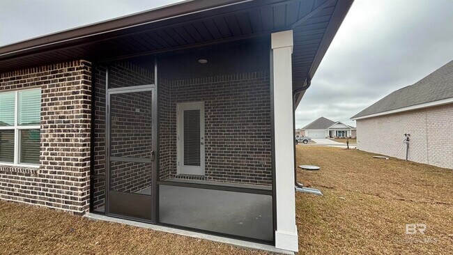 Building Photo - 452 Parkerman Ave