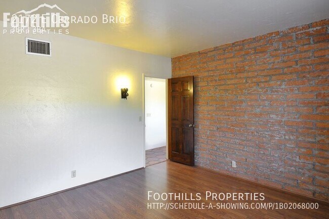 Building Photo - 2172 E Cerrado Brio