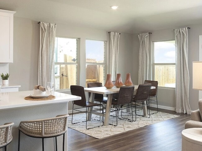 Building Photo - 5802 Marvel Dr