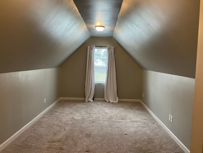 Building Photo - This stunning home offers seamless blend o...