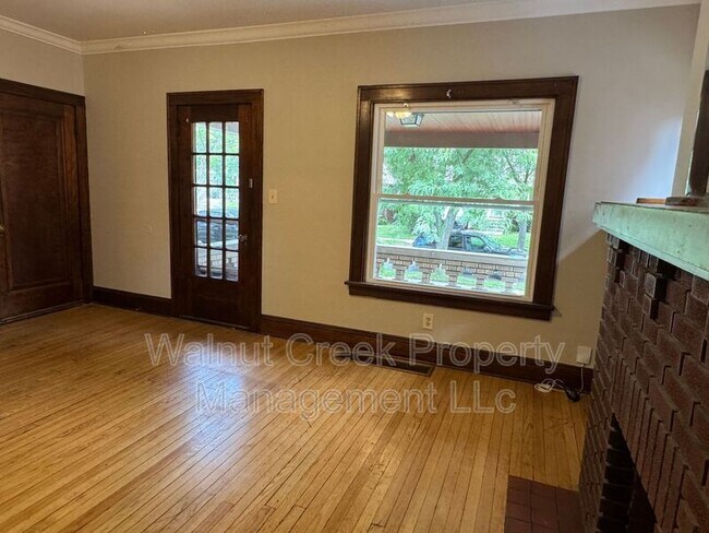 Building Photo - 17812 E Park Dr