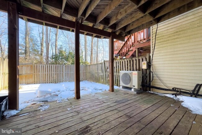 Building Photo - 5809 Waterdale Ct