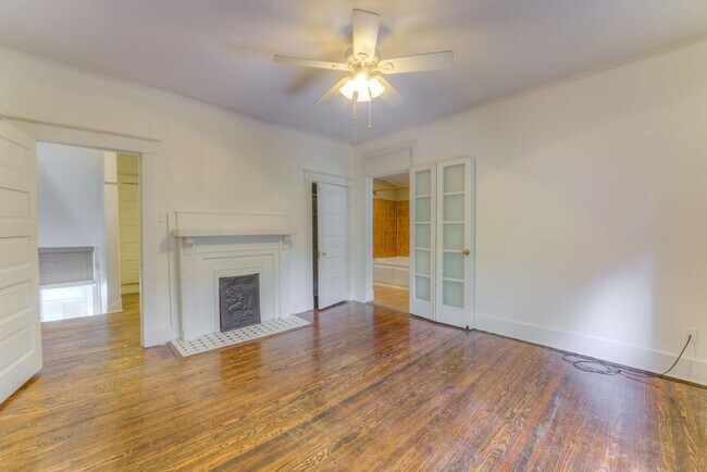 Building Photo - JULY MOVE IN SPECIAL - 1/2 OFF FIRST MONTH...