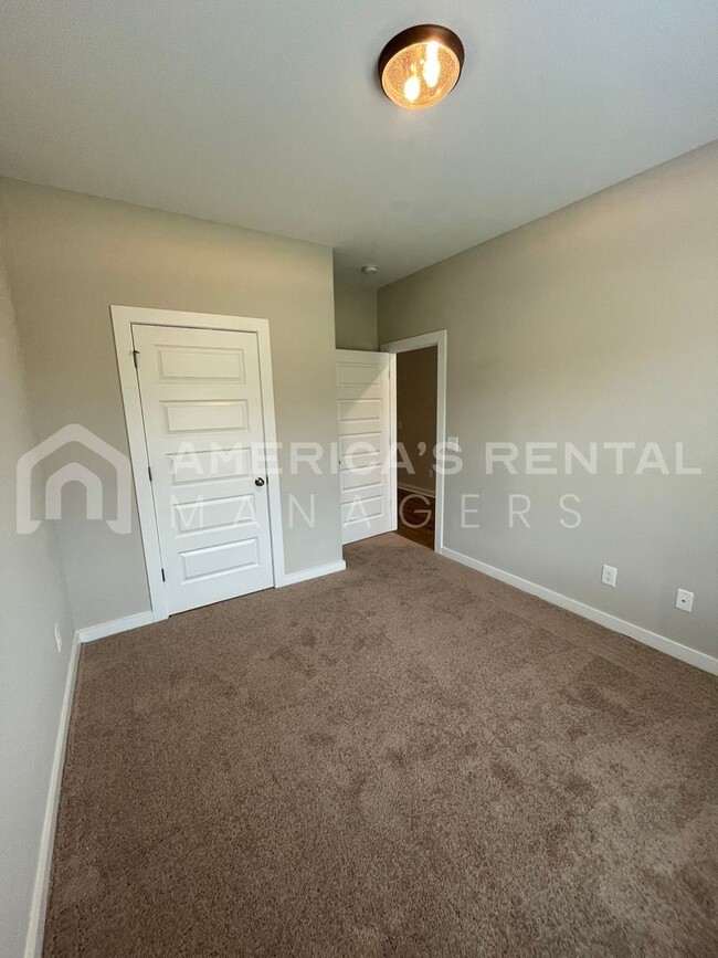 Building Photo - Home for Rent in Tuscaloosa, AL!!! Sign a ...