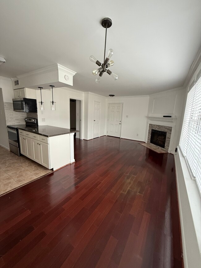 Building Photo - 12660 Ashford Point Dr