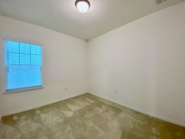 Building Photo - 10271 Austrina Oak Loop