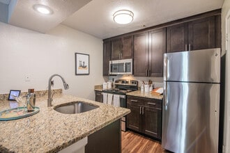 Mountain View Crossing apartments — community photo - Mountain View Crossing
