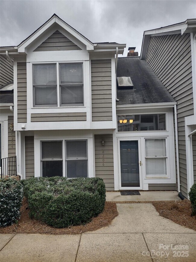 Primary Photo - 8206 Legare Ct