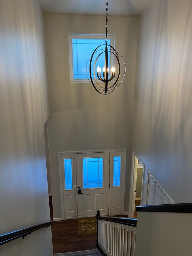 Building Photo - 4 bedroom home in Doyon Estates