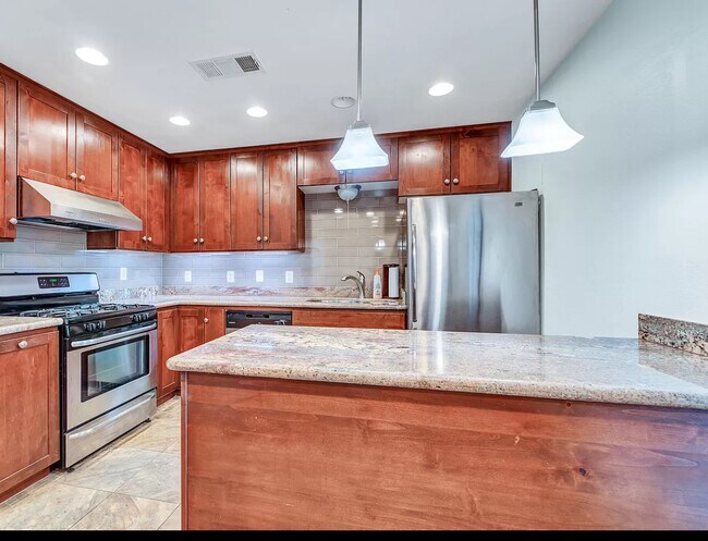 Building Photo - 3919 N 15th St