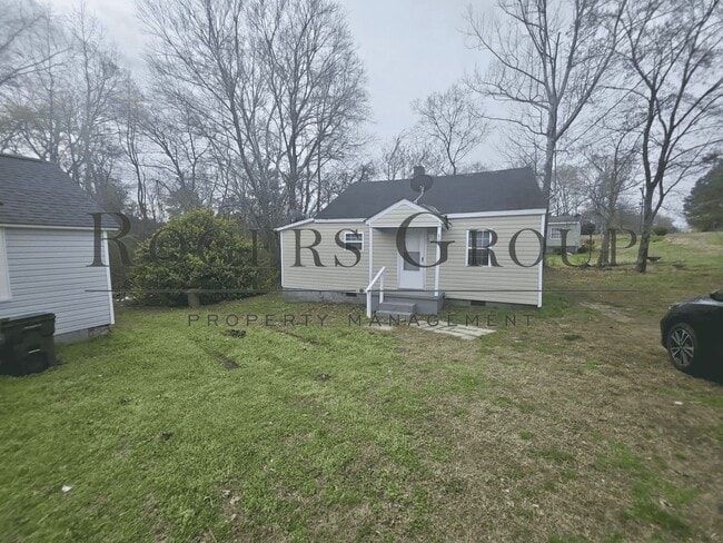 Building Photo - 305 Perry St