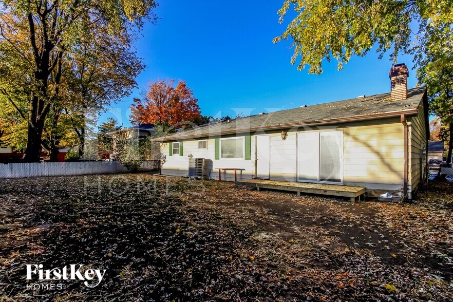 Building Photo - 5355 Gambel Rd