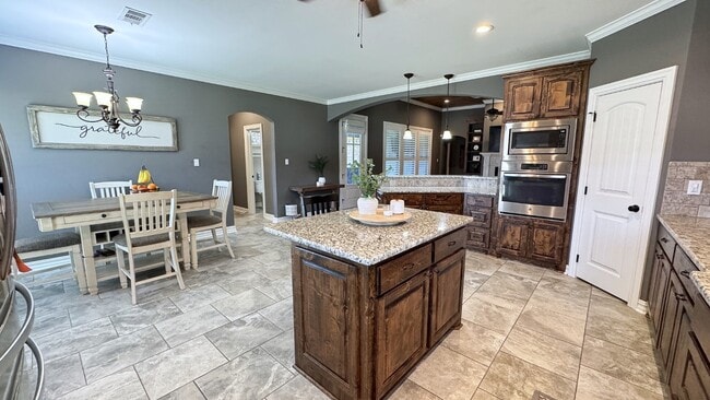 Building Photo - 210 Bayou Trace Drive