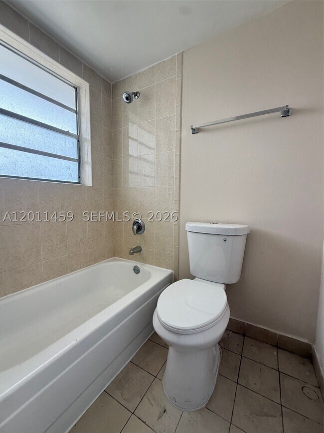 Building Photo - 1755 W 60th St