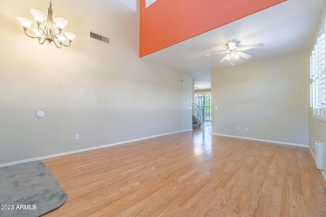 Building Photo - 6816 W Buckskin Trail