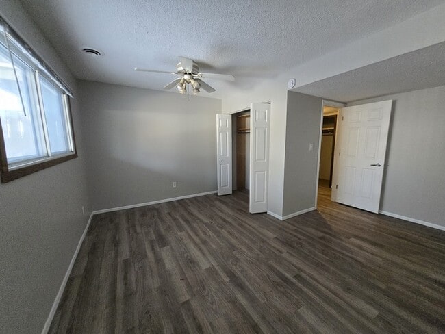 Building Photo - 918 N 39th St