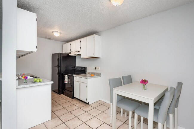Building Photo - 2181 Agora Cir SE