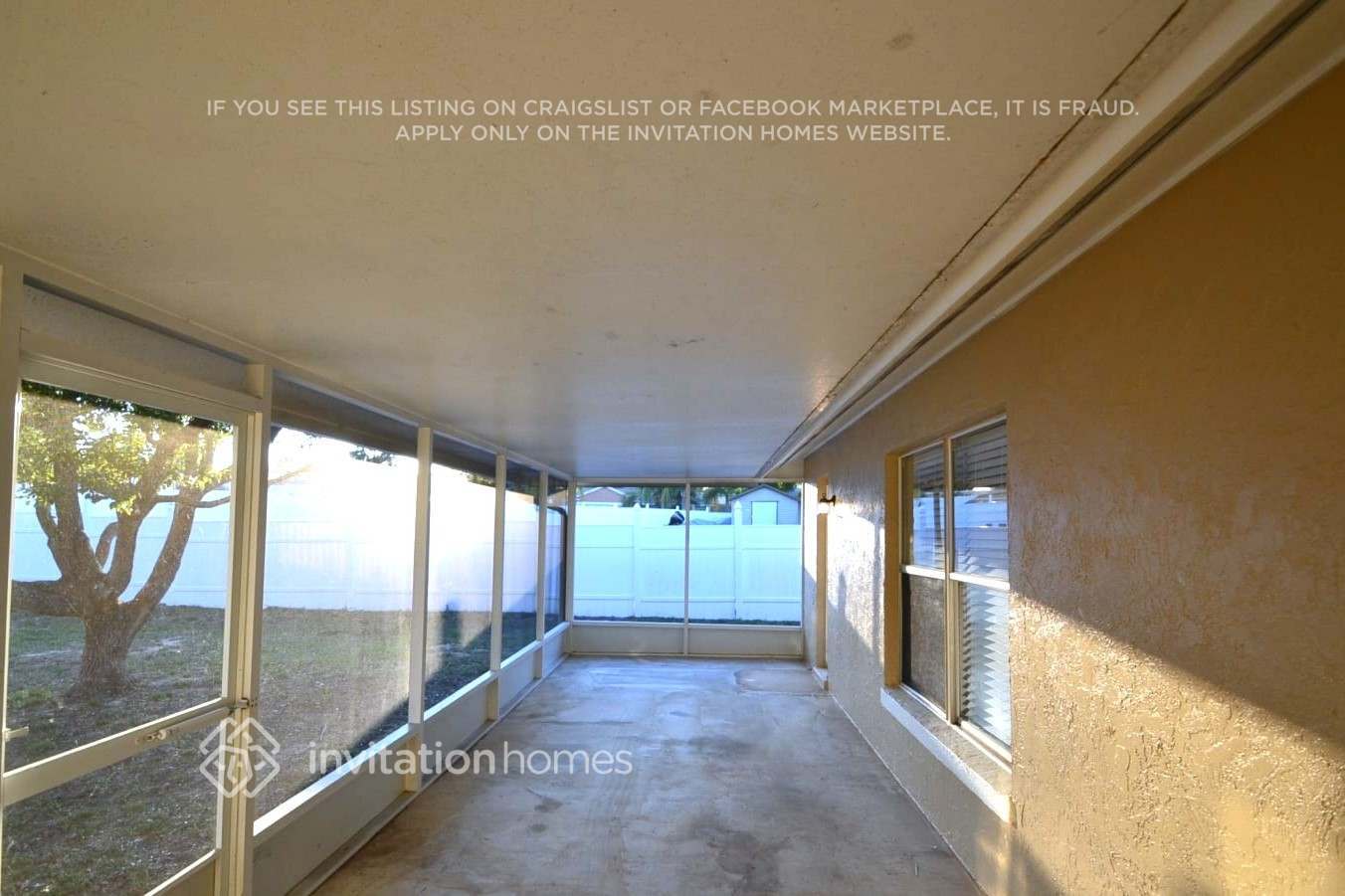 Building Photo - 15616 Hidden Lake Cir