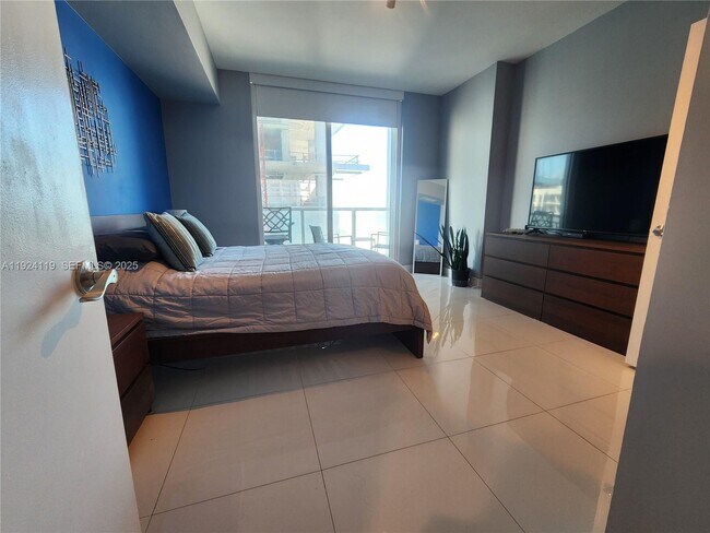 Building Photo - 244 Biscayne Blvd