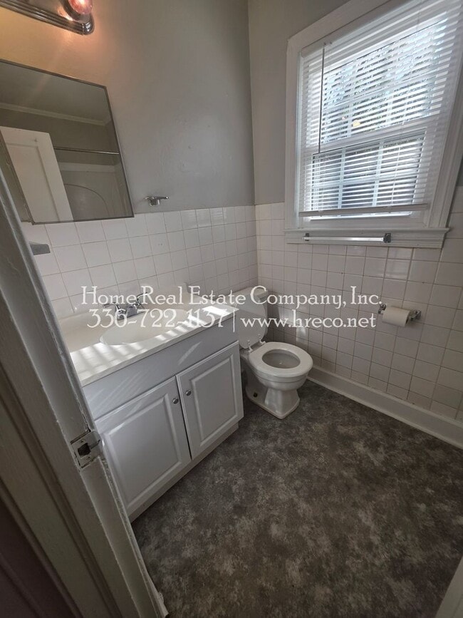 Building Photo - 2618 Philip St