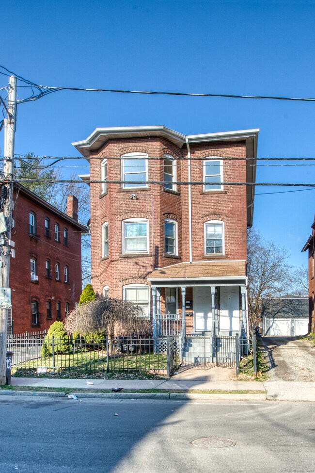 Building Photo - 103 Hungerford St