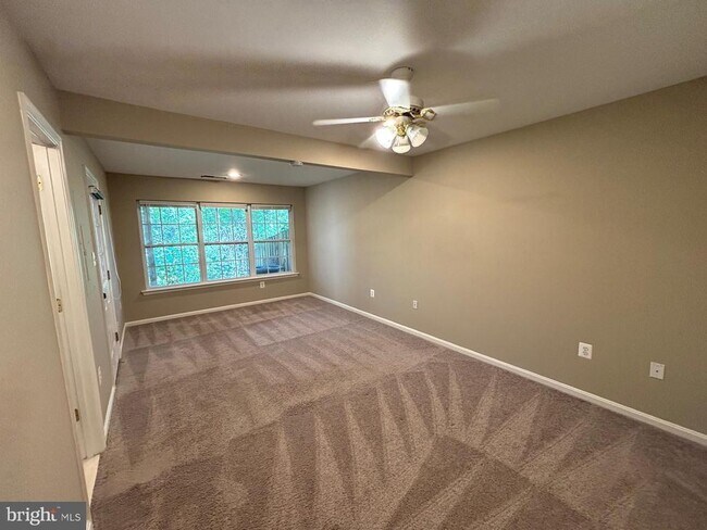 Building Photo - 20467 Blue Heron Terrace
