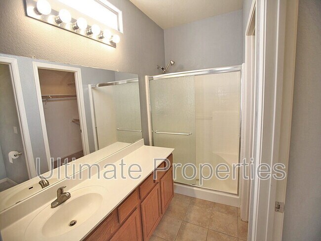 Building Photo - 12916 W Crittenden Ln