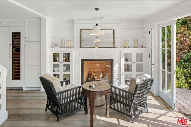 Building Photo - 821 Nowita Pl