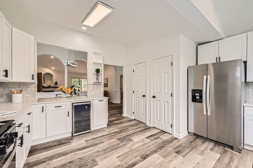 Building Photo - 308 Tidewater Dr
