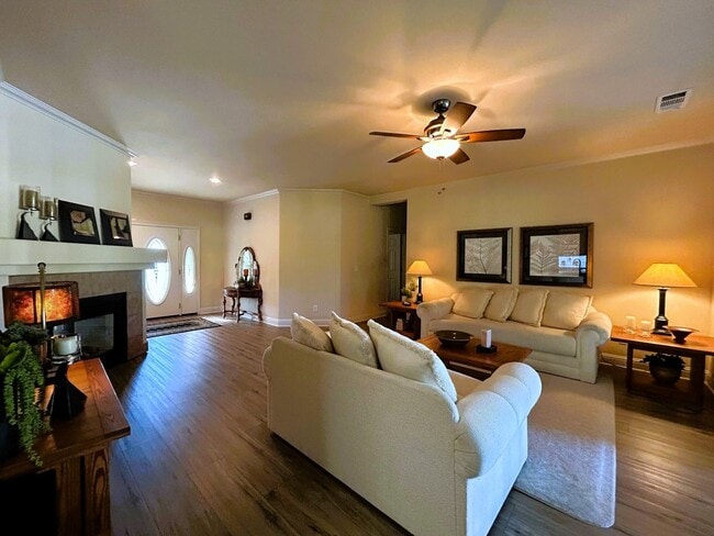 Building Photo - 120 Agua Verdi Dr